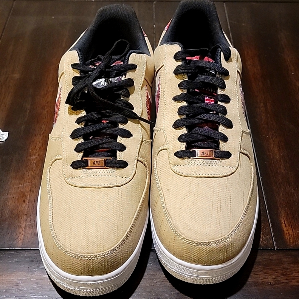 Nike, 14, Cream and Red